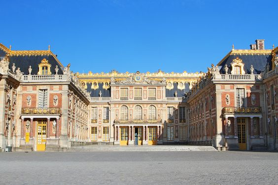 https://www.kevinandamanda.com/palace-of-versailles/