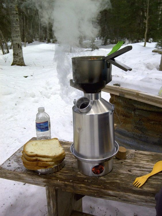 https://www.getoutwiththekids.co.uk/camping/camping-tips/kelly-kettle/