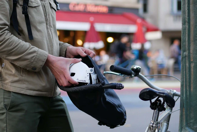 https://www.kickstarter.com/projects/overade/loxi-the-anti-theft-and-waterproof-bag-for-your-bi?lang=ja