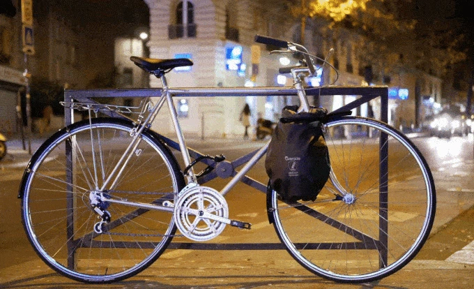 https://www.kickstarter.com/projects/overade/loxi-the-anti-theft-and-waterproof-bag-for-your-bi?lang=ja