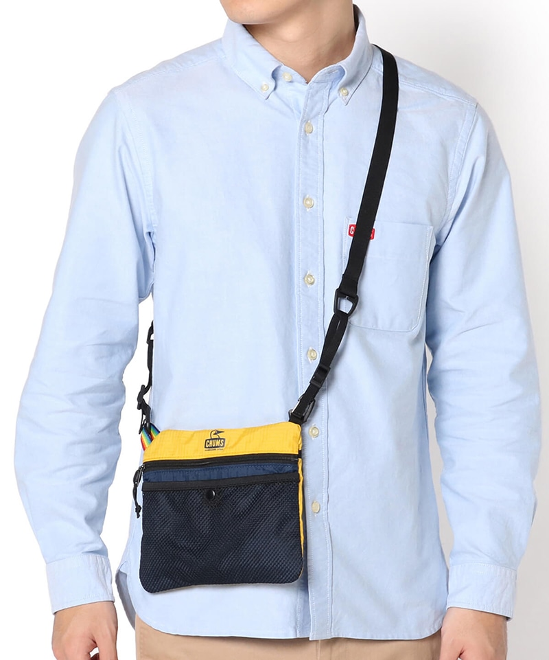 https://www.chums.jp/shop/g/gCH60-2840-D015-00/